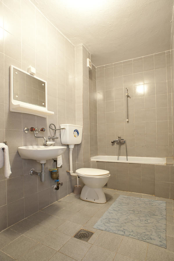 Апартаменты Apartments Đurašević Ivo Свети-Стефан-38