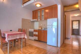 Апартаменты Apartments Đurašević Ivo Свети-Стефан Апартаменты Дуплекс с видом на море-17