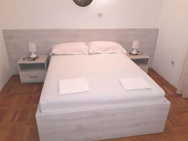 Апартаменты Apartments Đurašević Ivo Свети-Стефан-15