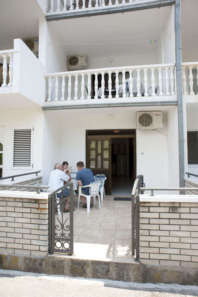 Апартаменты Apartments Đurašević Ivo Свети-Стефан-38